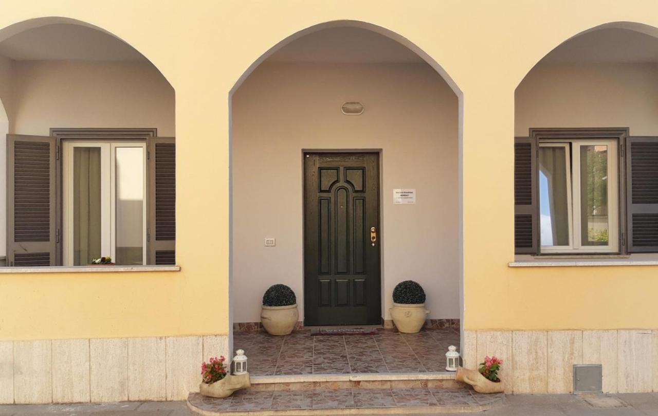 B&B Monday Fiumicino Exterior photo